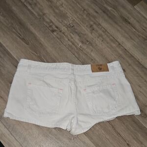 Vs Pink And White Shorts 10